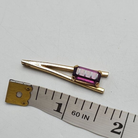 Vintage Avon Gold Tone Pendant With Purple Rectangular Gemstone Accent - Picture 5 of 5